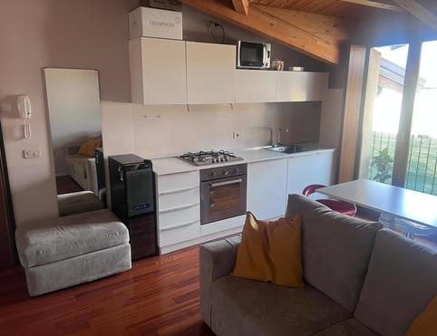 Appartamento bilocale - Brescia