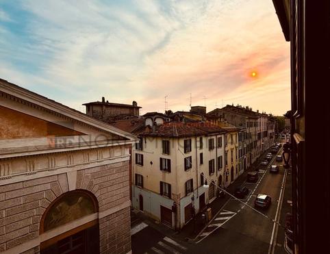 TRILOCALE ARREDATO IN AFFITTO - Brescia