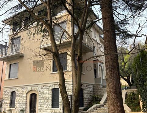 Appartamento quadrilocale - Brescia