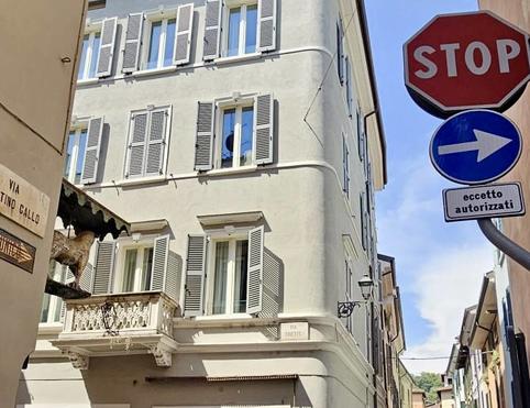 ESCLUSIVITÀ, DESIGN E PRIVACY NEL CUORE DEL CENTRO STORICO - Brescia