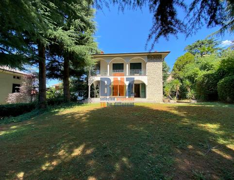 Ronchi bassi signorile villa - Brescia